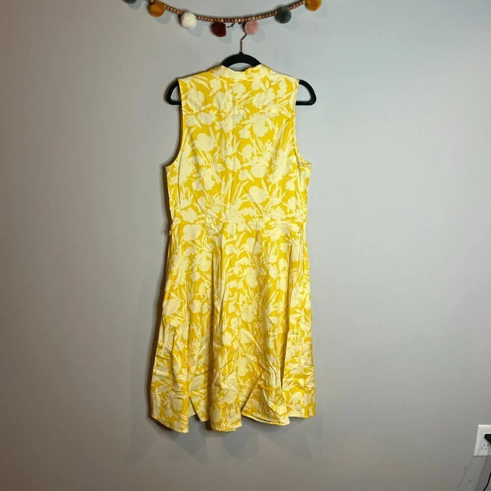 Ann Taylor yellow patterned collared button down … - image 5